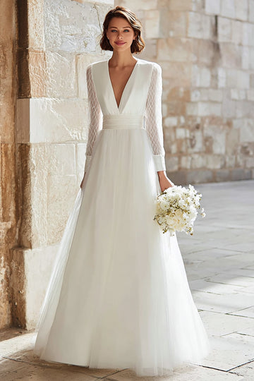 Robe de mariée longue ivoire à col en V profond avec tulle